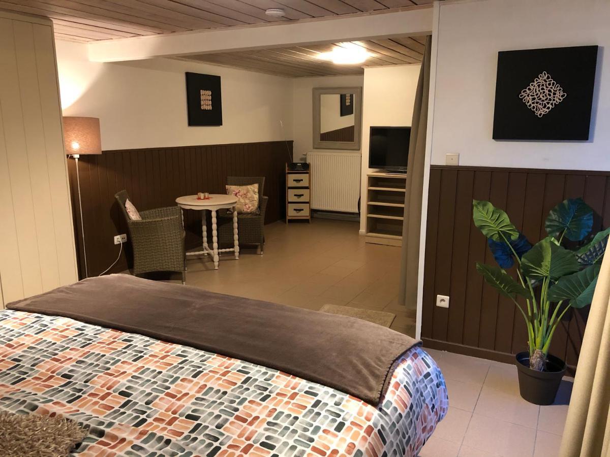 Bed and Breakfast 'T Wolvennest Хёвелланд Экстерьер фото